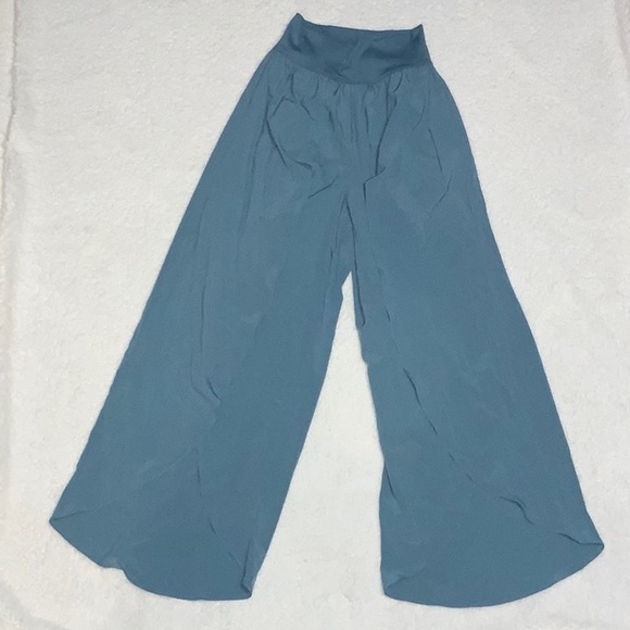 HALARA - NWT Breezeful™ High Waisted Palazzo Flowy Split Wide Leg Quick Dry Pant - Picture 8 of 13